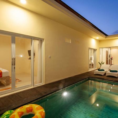 Villa Julie เซมินยัค ภายนอก รูปภาพ