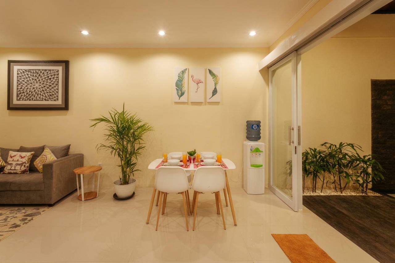 Villa Julie เซมินยัค ภายนอก รูปภาพ